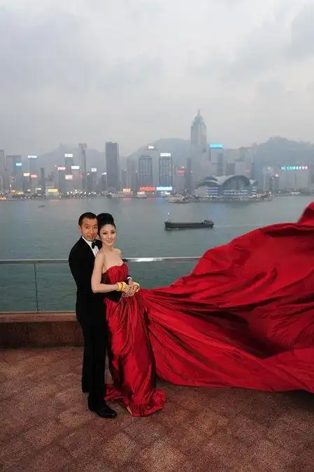 "锋芝婚姻"再得一子 吃回头草修得正果的明星