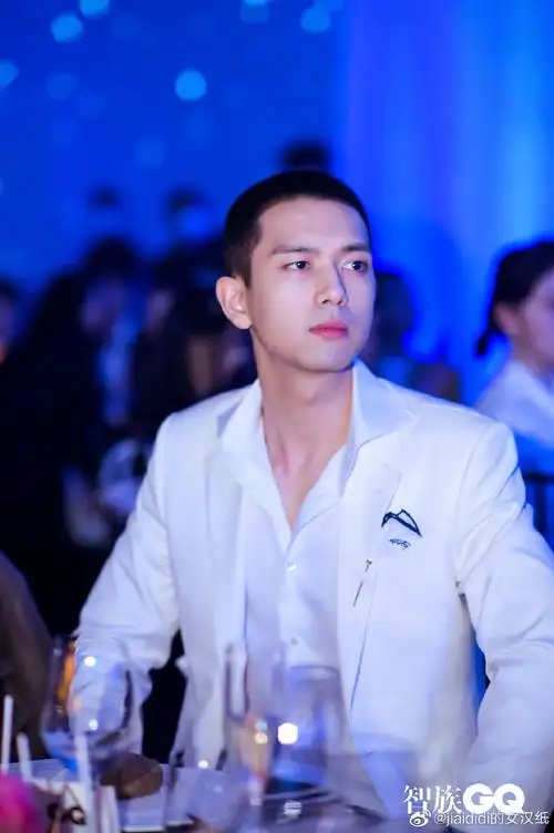 男明星寸头合集多图预警