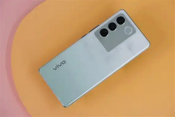 后壳质感堪比玉石!vivo s16 pro图赏