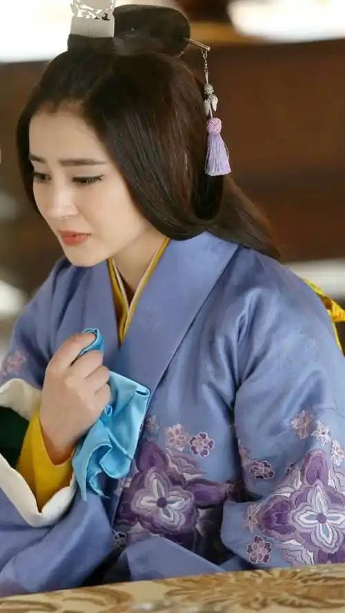 古装美女,锦绣未央,李心艾,演员,大陆明星,古装美女,手机壁纸锦绣未央