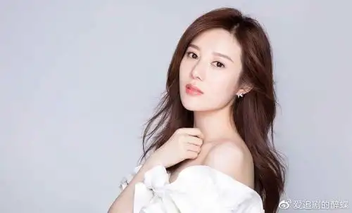 中国内地影视女演员邬靖靖