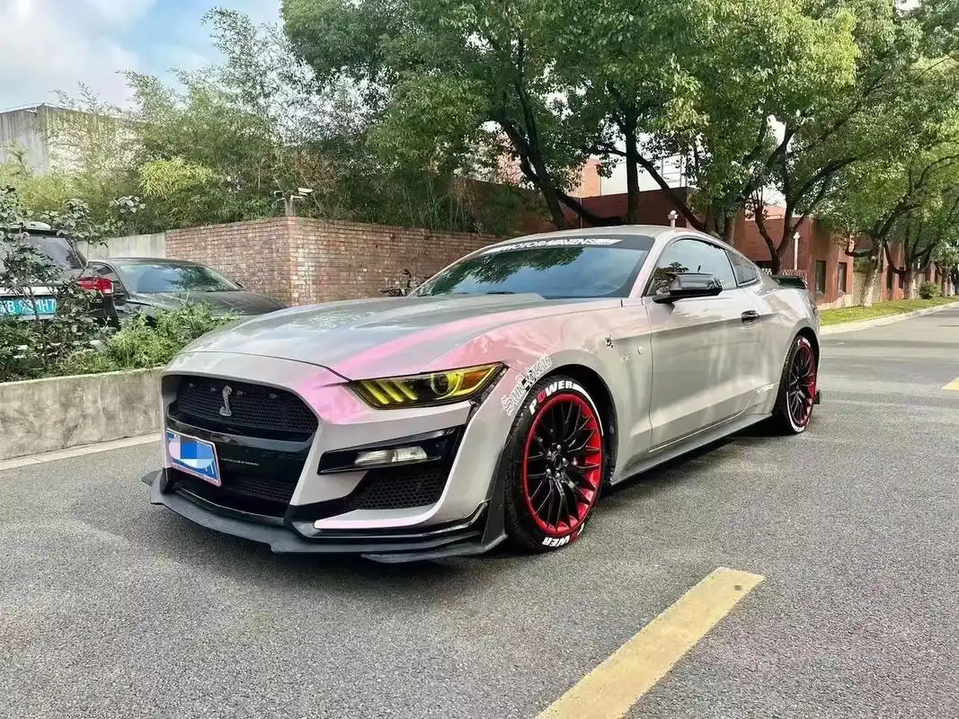 17年福特野马,2.3t,加装超级丰富,重金打造,蝰蛇套件前 - 抖音