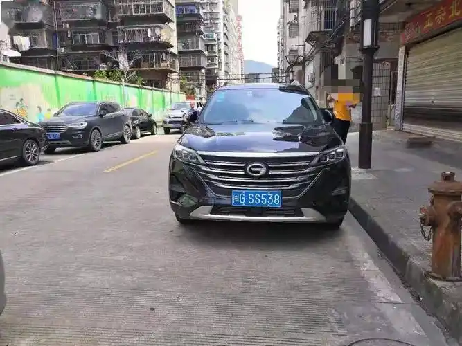 违停占道私装地锁三明城管曝光一批违法违规行为