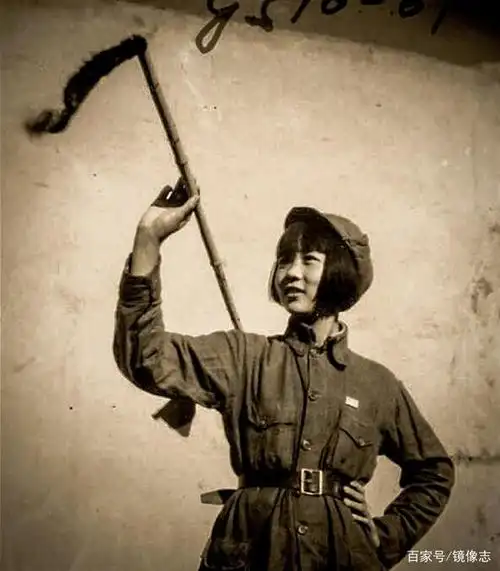 老照片 战争年代八路军女战士珍贵影像