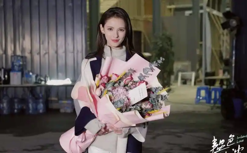 原创芒果台又一甜宠剧来袭演员阵容堪称豪华光看剧照坐不住