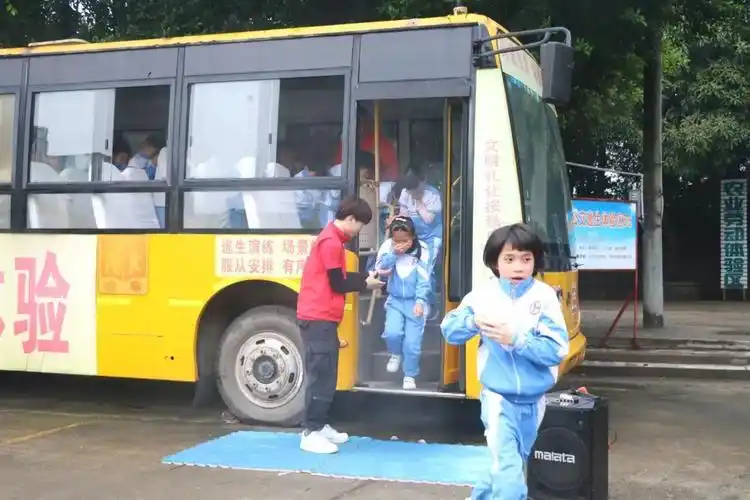 佛山市禅城区镇安小学春季研学游