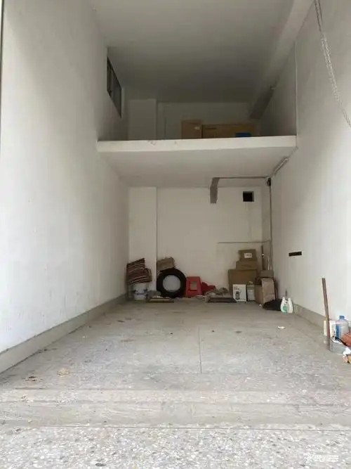 耀新区130方配有19方车库可做铺口