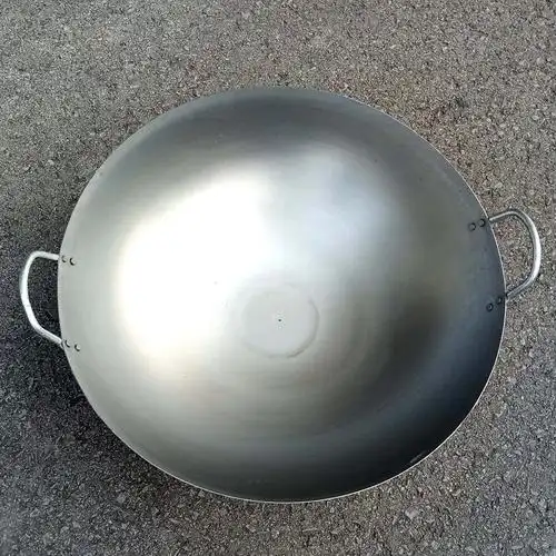 铁锅中式传统炒锅酒店厨房大锅无涂层熟铁锅农村炒菜锅双耳大铁锅