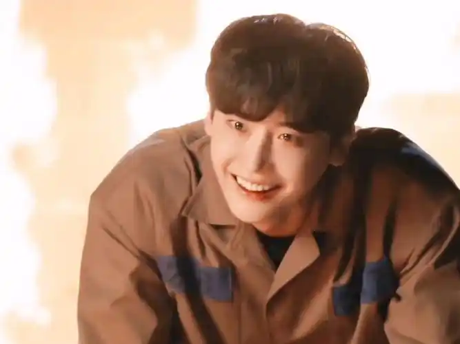 李钟硕黑话律师wink