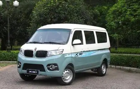 金杯高顶货车大面包车,华晨金杯面包车有带高顶的吗