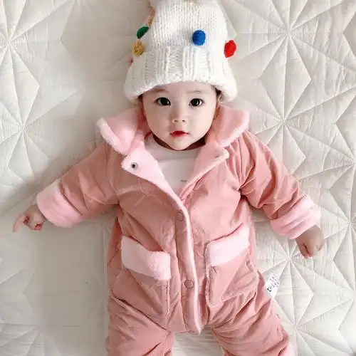 婴儿春款衣服3个月女宝宝哈衣春秋0-1岁爬服冬季加厚新生儿连体衣