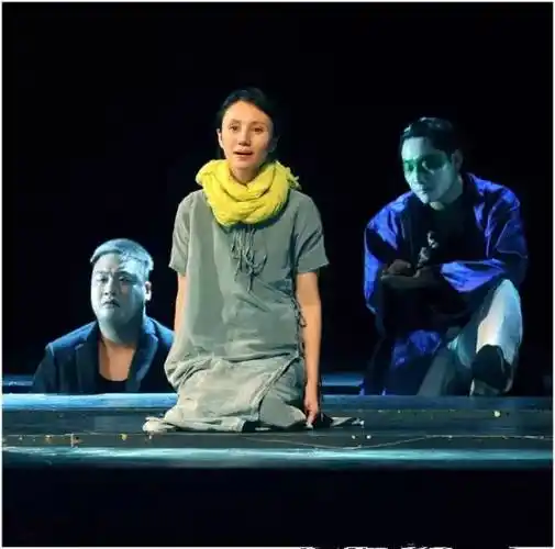 比明星牛逼的是演员,比演员牛逼的是话剧演员