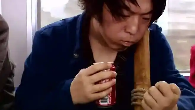 疯狂石头:黄渤在车上喝可乐,结果中了五万元大奖,这下发了!