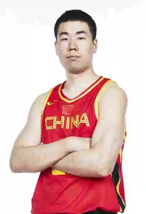 国青小将王泉泽接受膝盖手术 ncaa赛季报销