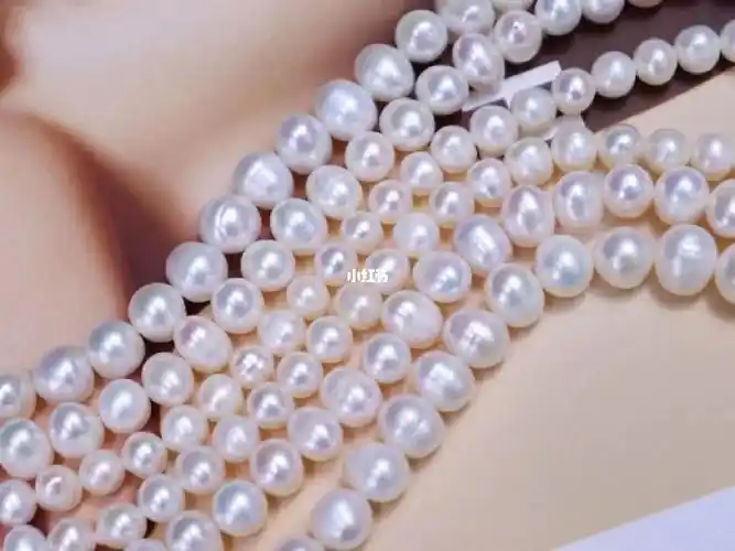 三层叠戴项链7815渐变大小珠设计层次分明,天然白珍珠手工制作