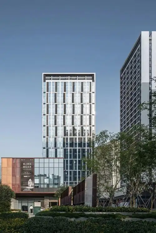 成本严控下的立面创新 | 住宅公建化的手法