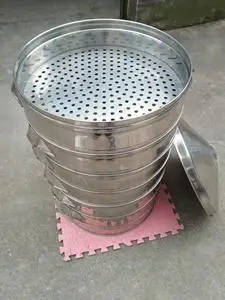 出售正信牌不锈钢蒸笼,直径52cm,十成新七个笼加一个盖子