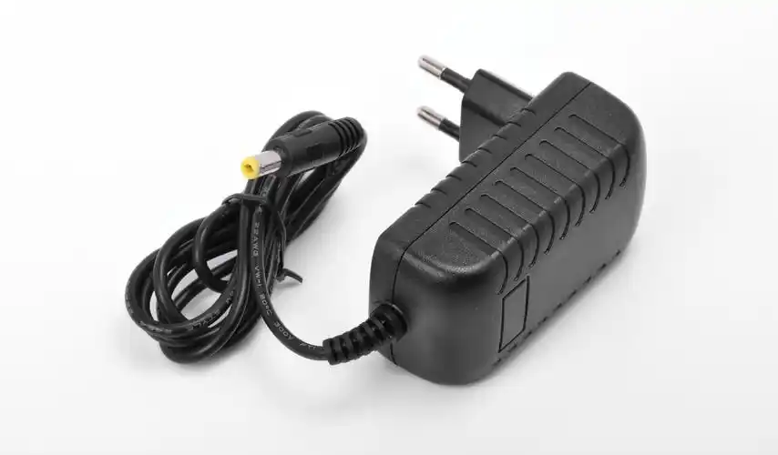 12v2a欧规电源适配器 qjw(系列)-插墙式开关电源 二年质量保证