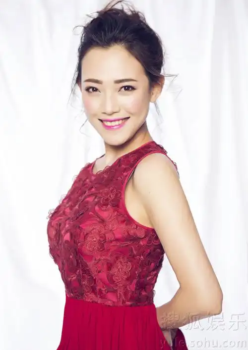 王璇发布最新唯美写真曝光娴静优雅展大气