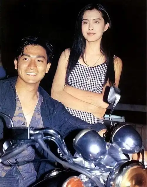 刘德华关之琳倾情演绎刘恩华别样表白吓坏关之琳