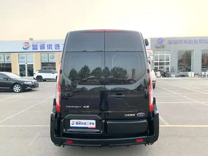 2021年5月上牌福特旅居车,江铃黑骑士,新车开票40.6万 - 抖音