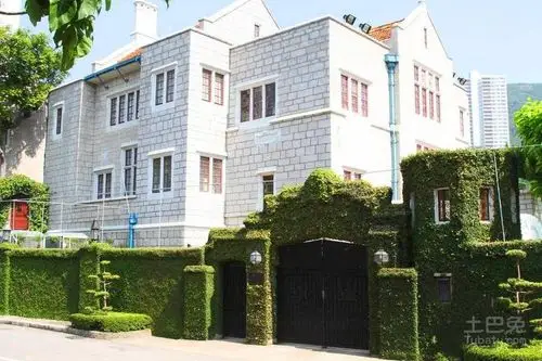 郭晶晶霍启刚豪宅曝光 霍家大宅占地三千平方米