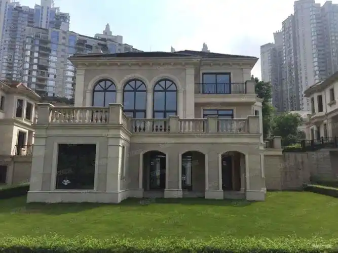 棕榈泉国际花园(一期别墅)7室3厅6卫535㎡东2050万