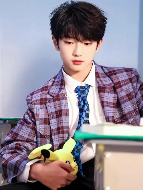 穆祉丞 #tf家族穆祉丞   #关于生活的多种猜想  #tf家族三代  #薯