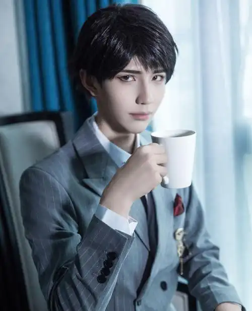 恋与制作人李泽言cos:我要你的时间只为我停止_高清图集_新浪网