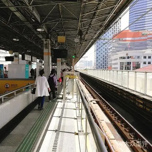 中山公园-地铁站