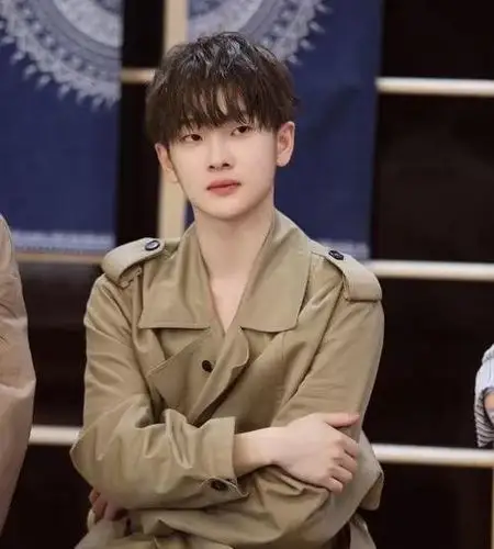 明星同人小说 周震南:rio鸡尾酒苏时锦没有任何办法