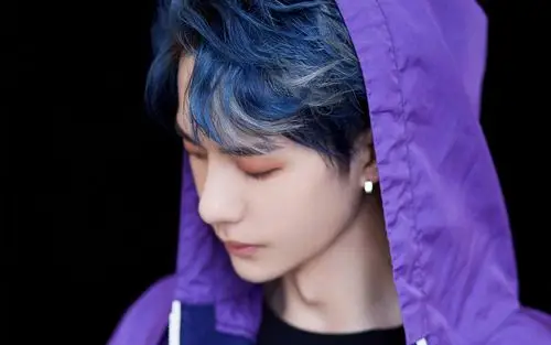 电脑壁纸 明星 大陆明星 新晋小鲜肉王一博帅气写真