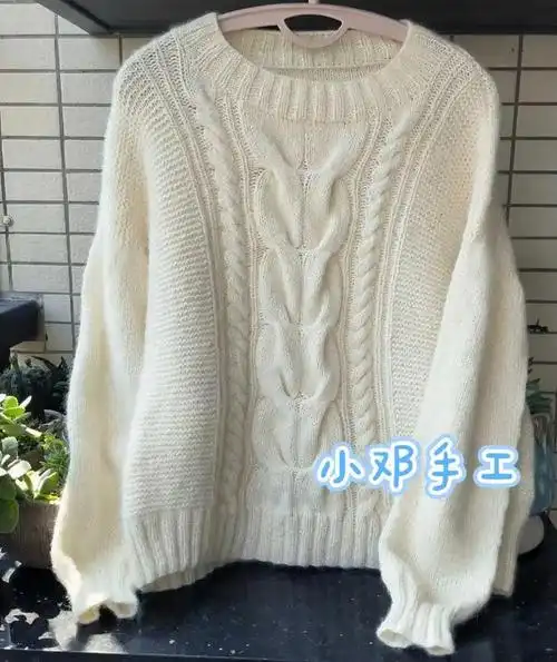 如意结,温柔奶白色女士宽松麻花衣(附花样图解)