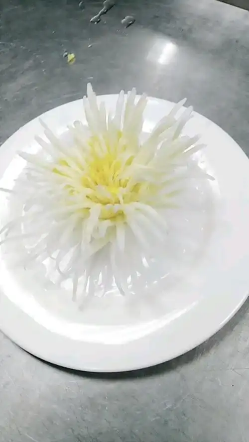 白菜雕菊花