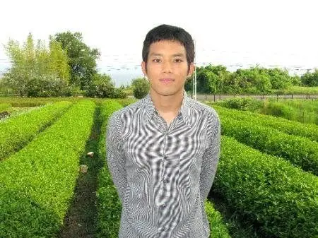 山口百惠的儿子拍戏了,不过看上去不象爹娘