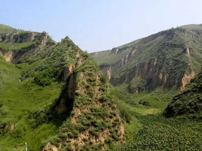自驾黄土高原山高路远沟深哈弗纵横驰奔