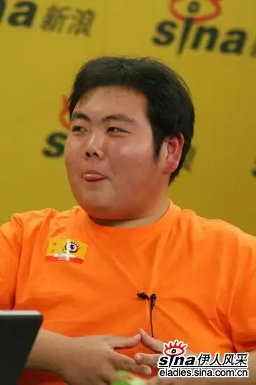 组图:网络小胖称他的存在让大家更自信(18)