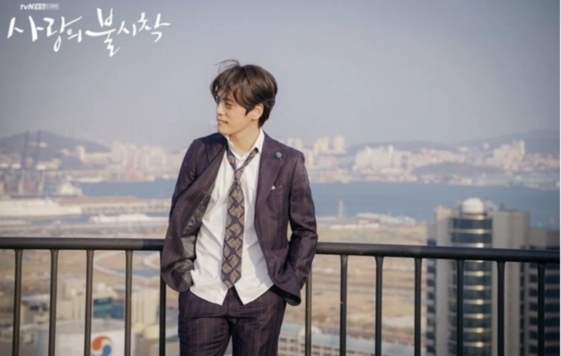 爱的迫降里金正贤的5大魅力点