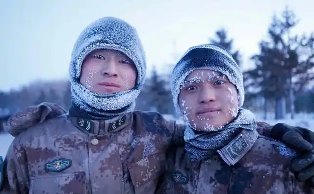 零下30度的边防战士!(摄影师感动的都哭了)