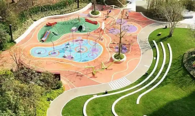 项目场地地面粗糙度_儿童活动场地地面材料_铁丙铅球场地地面做法