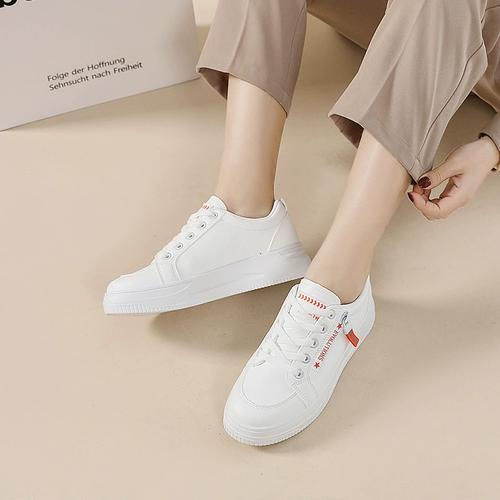 2024新款小白鞋女板鞋春秋低帮厚底休闲百搭运动鞋学生皮面女鞋