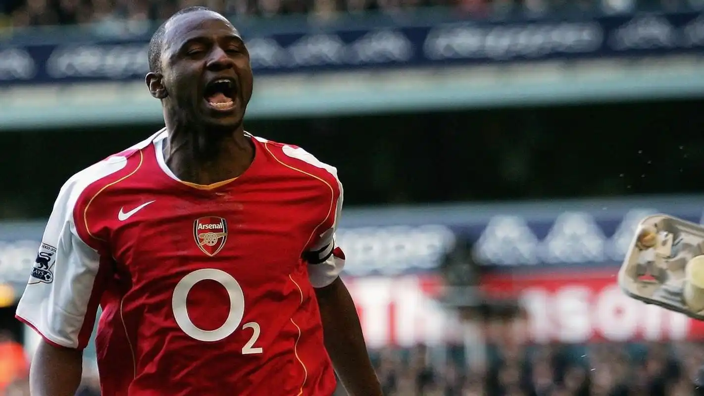 兽腰之王维埃拉,被中超拒绝的枪手队长,阿森纳49场不败的心脏