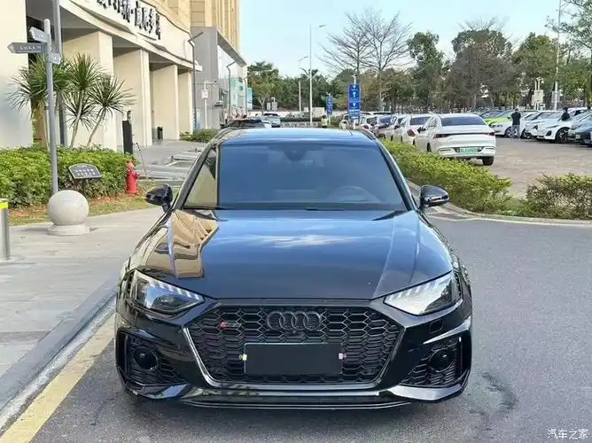 21年奥迪rs4