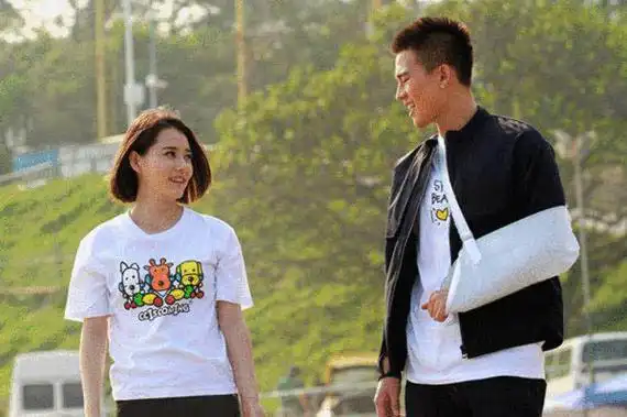 柴碧云的老公是谁 两人结婚照被公开