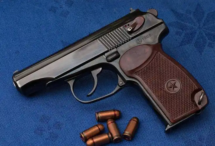 大佬配啥手枪:希特勒瓦尔特,斯大林马卡洛夫,巴顿柯尔特