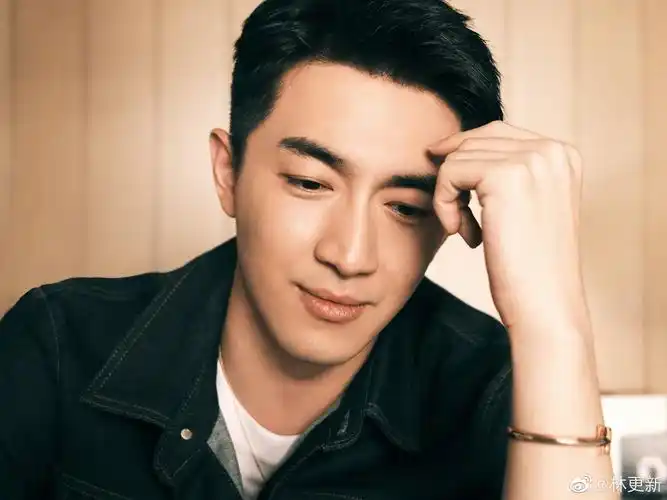 林更新微博写真图片集