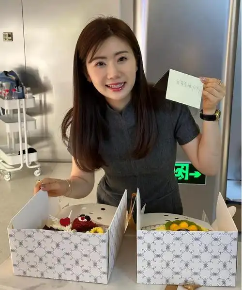 福原爱再战直播带货,网友:当年那个不服输的爱酱又回来了!