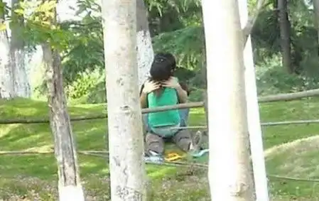 不打马赛克的野战图片年轻人行为举动阴人深思