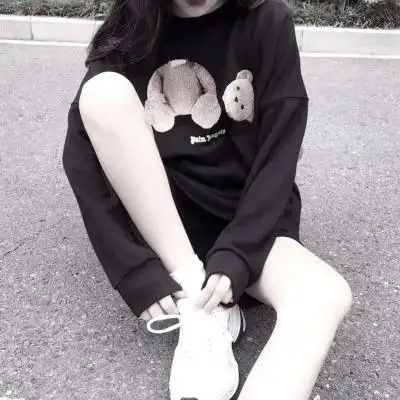 女生下半身裙摆控细腿头像