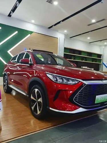 2021款比亚迪宋plusdmi到店